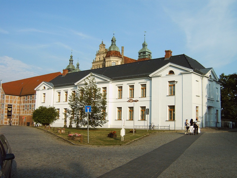 files/schaufenster-guestrow/img/haendler/stadtmuseum/slider/stadtmuseum.JPG